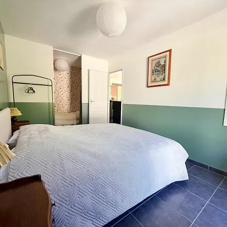 Verger Du Chateau Ferienhaus *